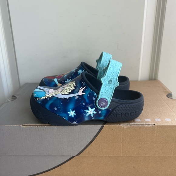 CROCS Disney Frozen Toddler Sandal- SZ 10 C - Picture 10 of 13